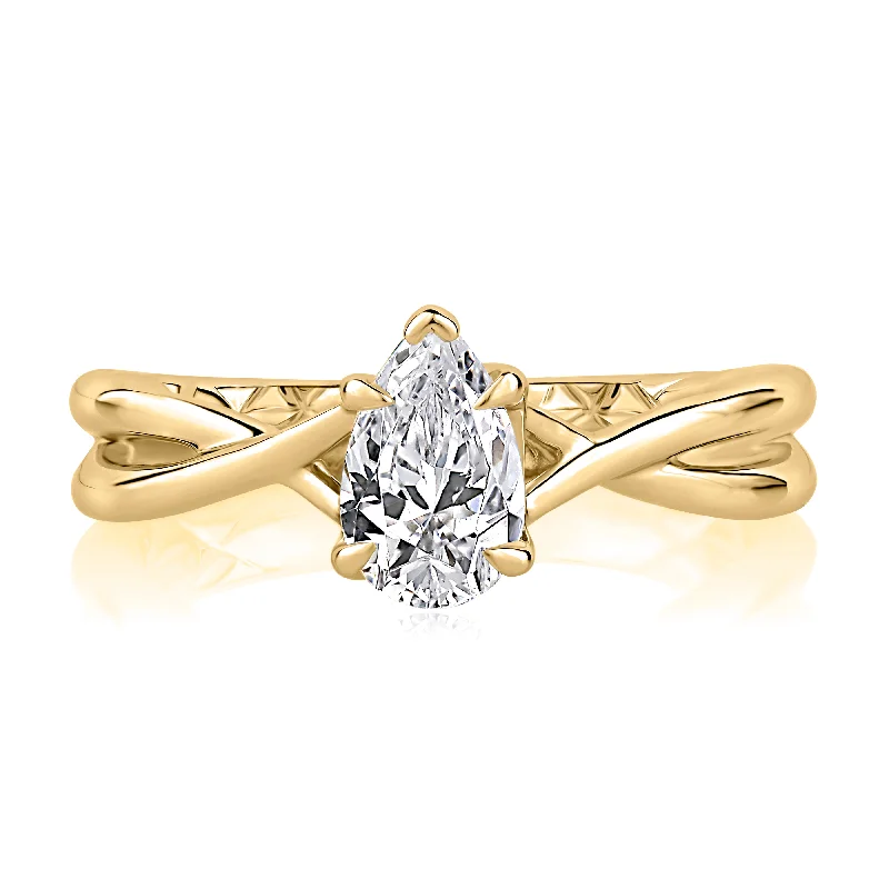 Thick Band Engagement Rings14KWG HIGH POLISH SPLIT SHANK ENG RING.  1 CT PEAR SHAPE CENTER