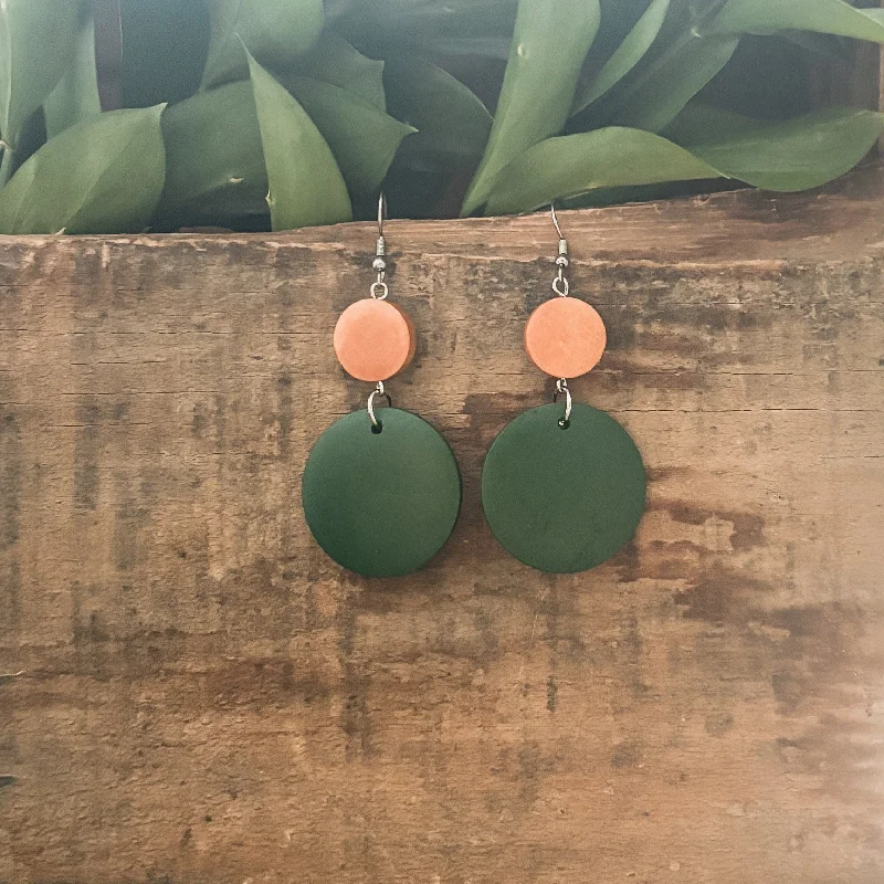 Retro Drop Earrings for Old-School-Beautiful Green Circle Wooden Drop Earrings