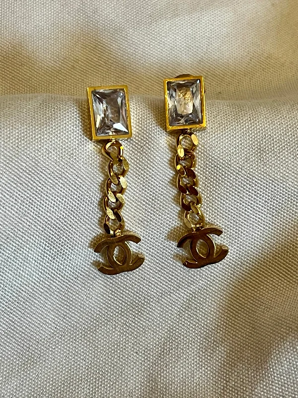 Sophisticated Drop Earrings for Elegant-Cala diamond drop earrings