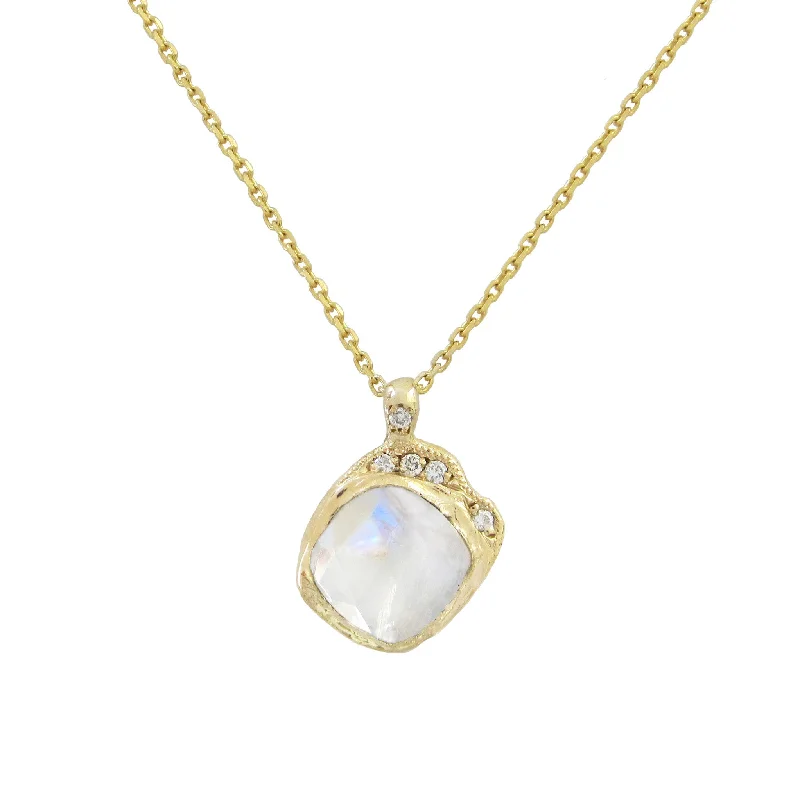 Beautiful silver pendants with intricate floral designs for a feminine and elegant style -Mini Cove Moonstone Necklace