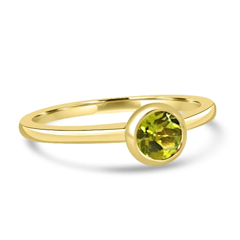 Etched rings with stone details for finger uniqueness -14K Yellow Gold 5MM Bezel Peridot Ring