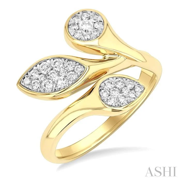 Rings inspired by moons with gemstone radiance -MIXED SHAPE LOVEBRIGHT DIAMOND FASHION RING